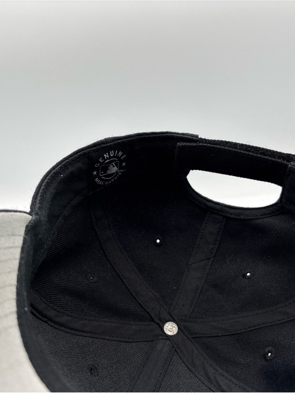 New York Yankees 47 Brand Blackout Tonal Logo Adjustable Baseball Hat Black OSFM - Picture 6 of 8